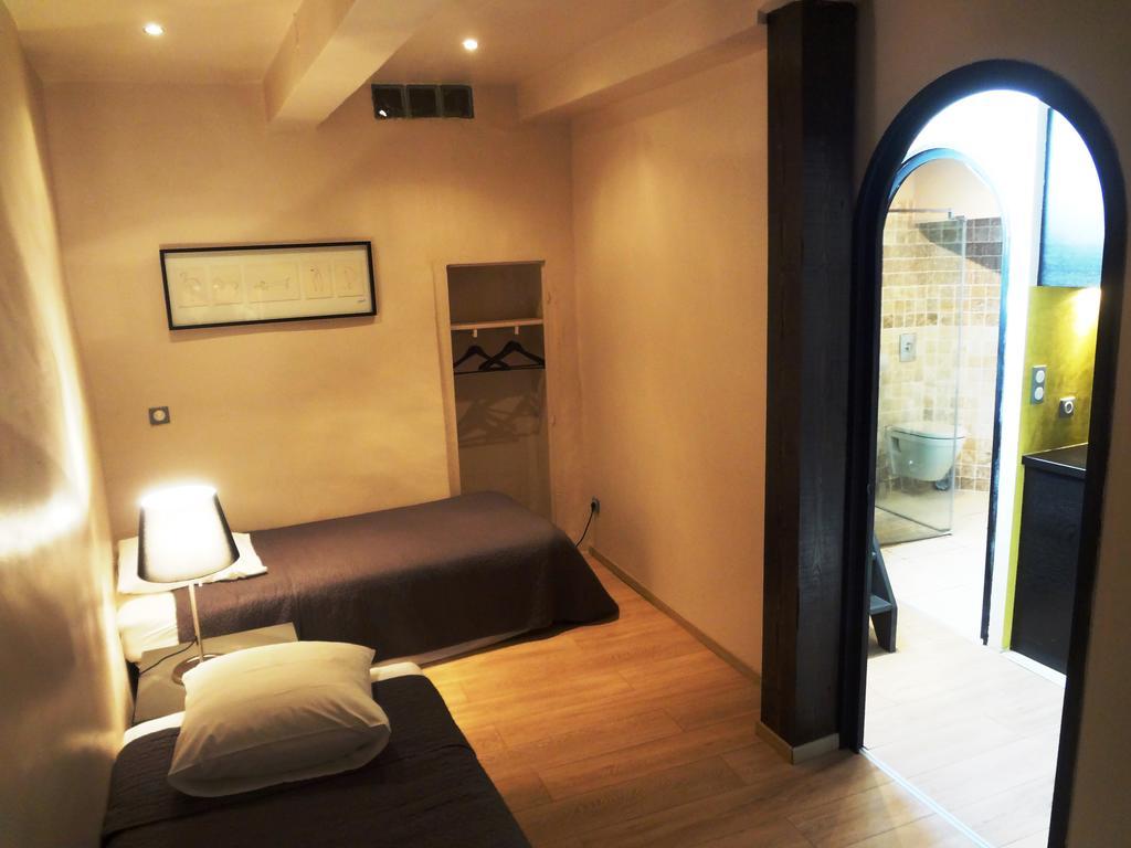Les Toits D'Uzes Apartment Exterior photo